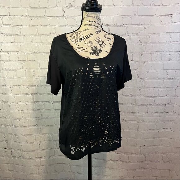 Cruel Laser Cut Blouse Black size medium - Picture 1 of 6